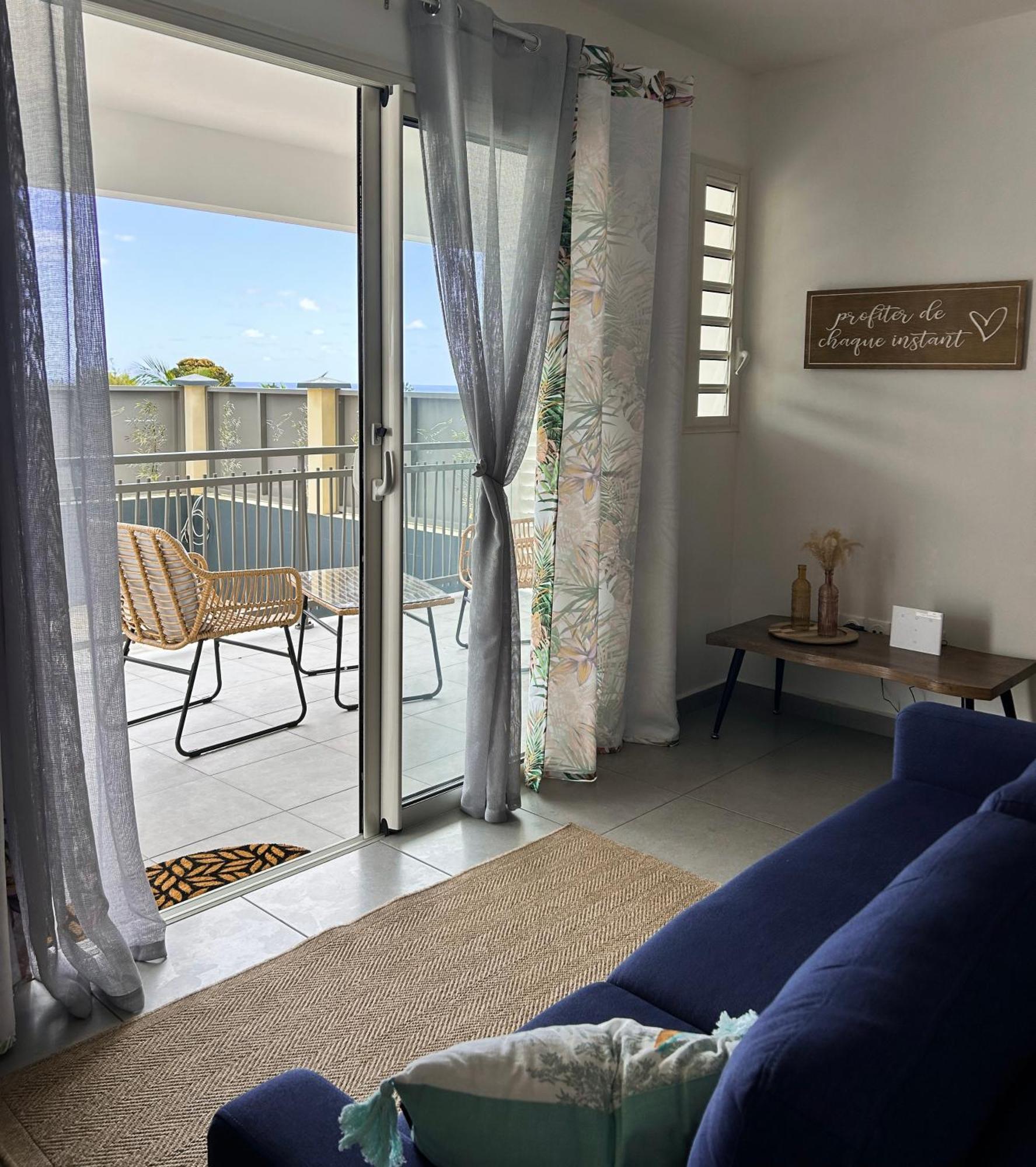 Logement Palmier Sainte-Rose Extérieur photo